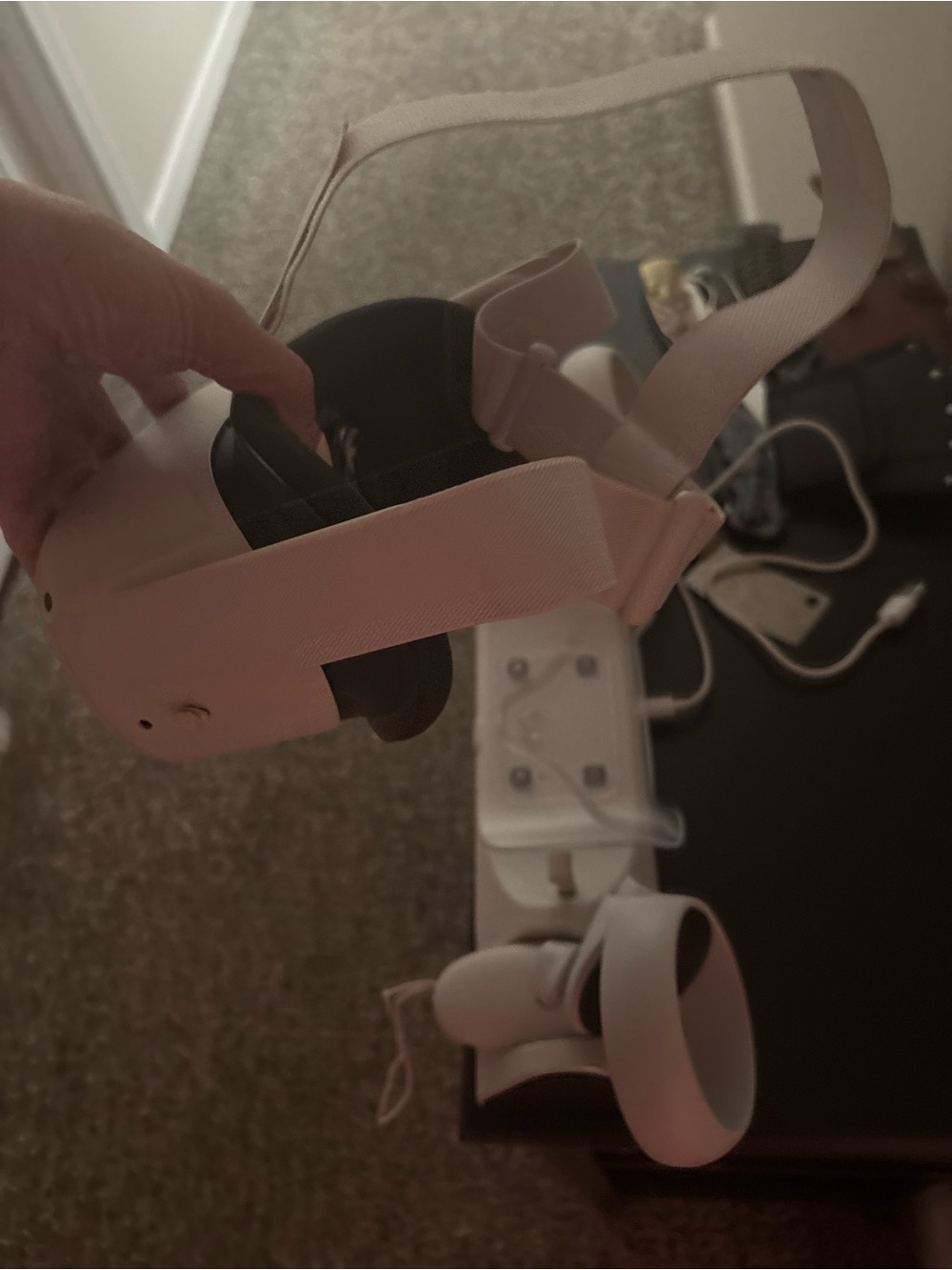 Oculus Quest 2 VR Headset in White with Blue Accent Lighting - Picture 2 of 3